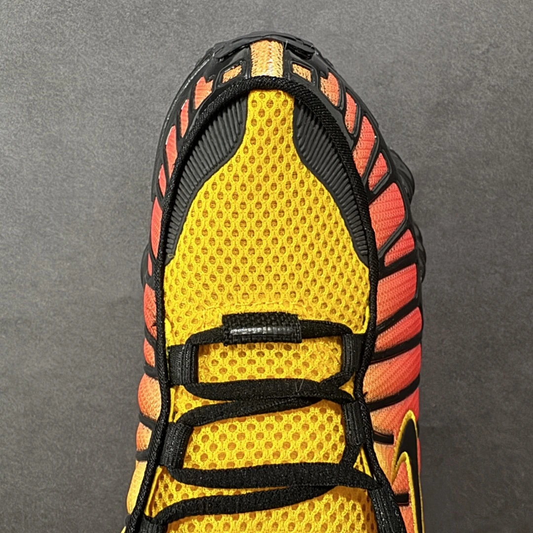Nike Shox – Black, Yellow & Red Performance Sneakers