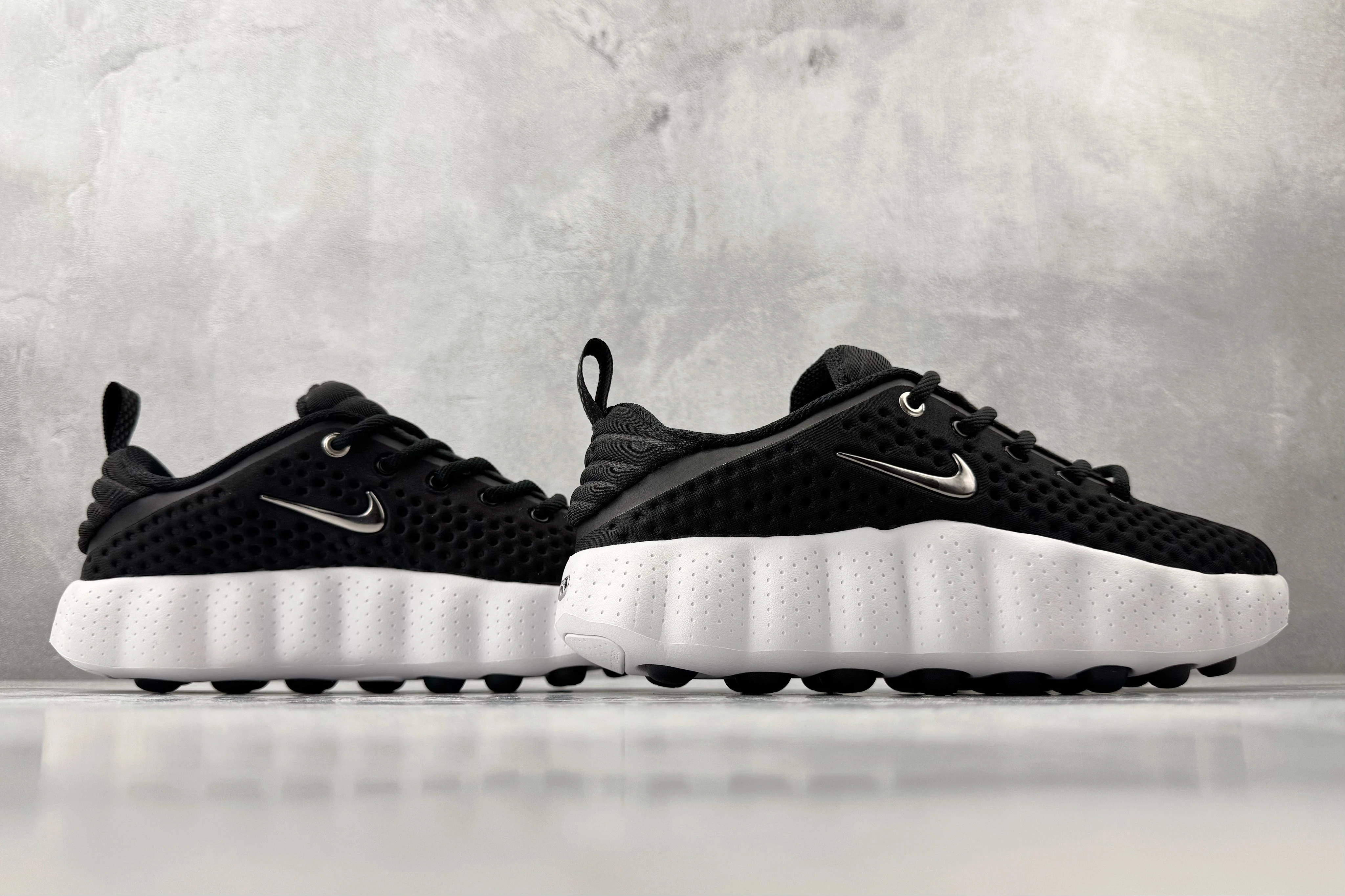 Nike Mind 002 Men's Running Shoes - Lightweight, Breathable Comfort