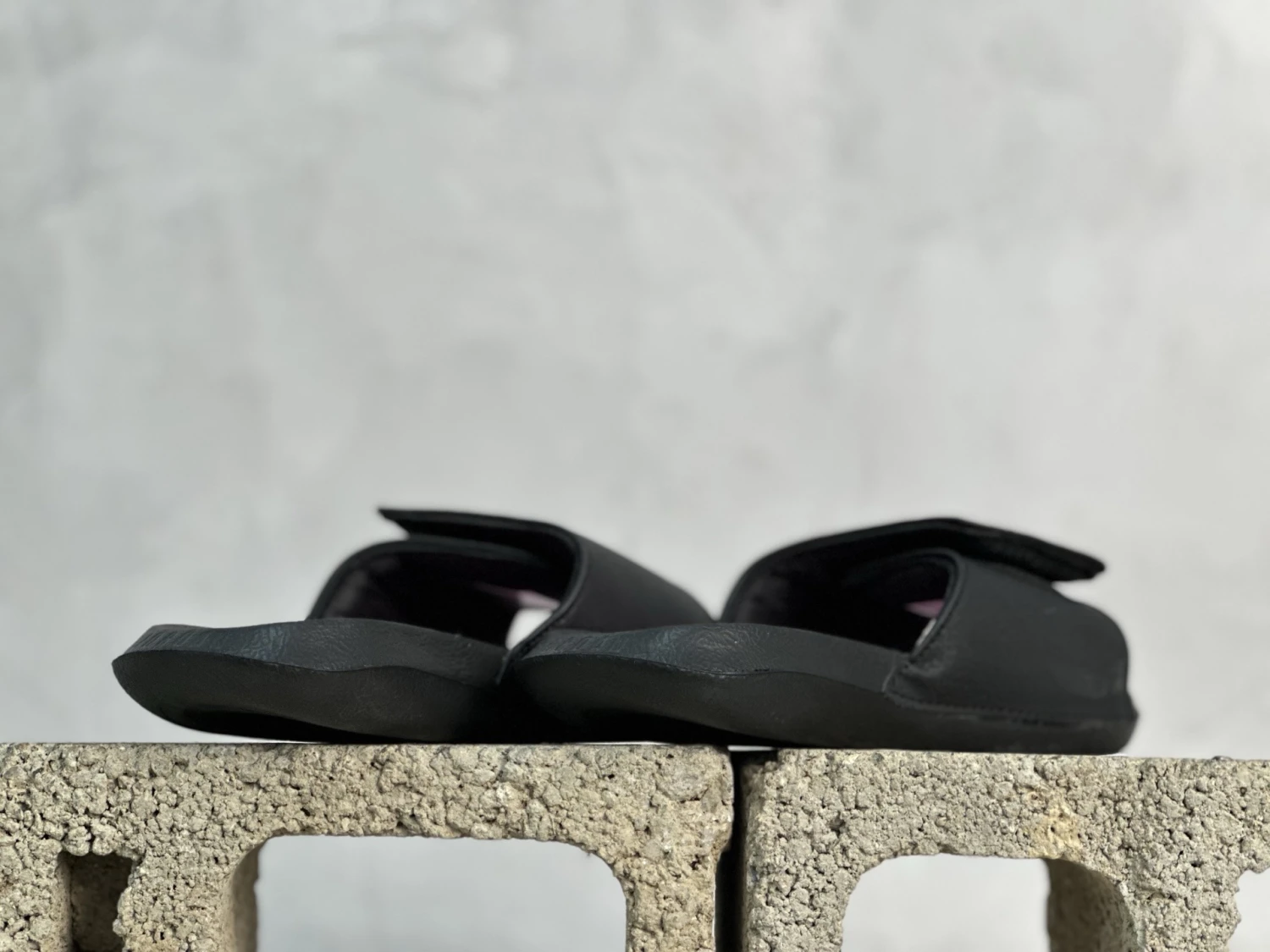 Jordan Jumpman Slide "Black & Hyper Pink" Comfort Slides