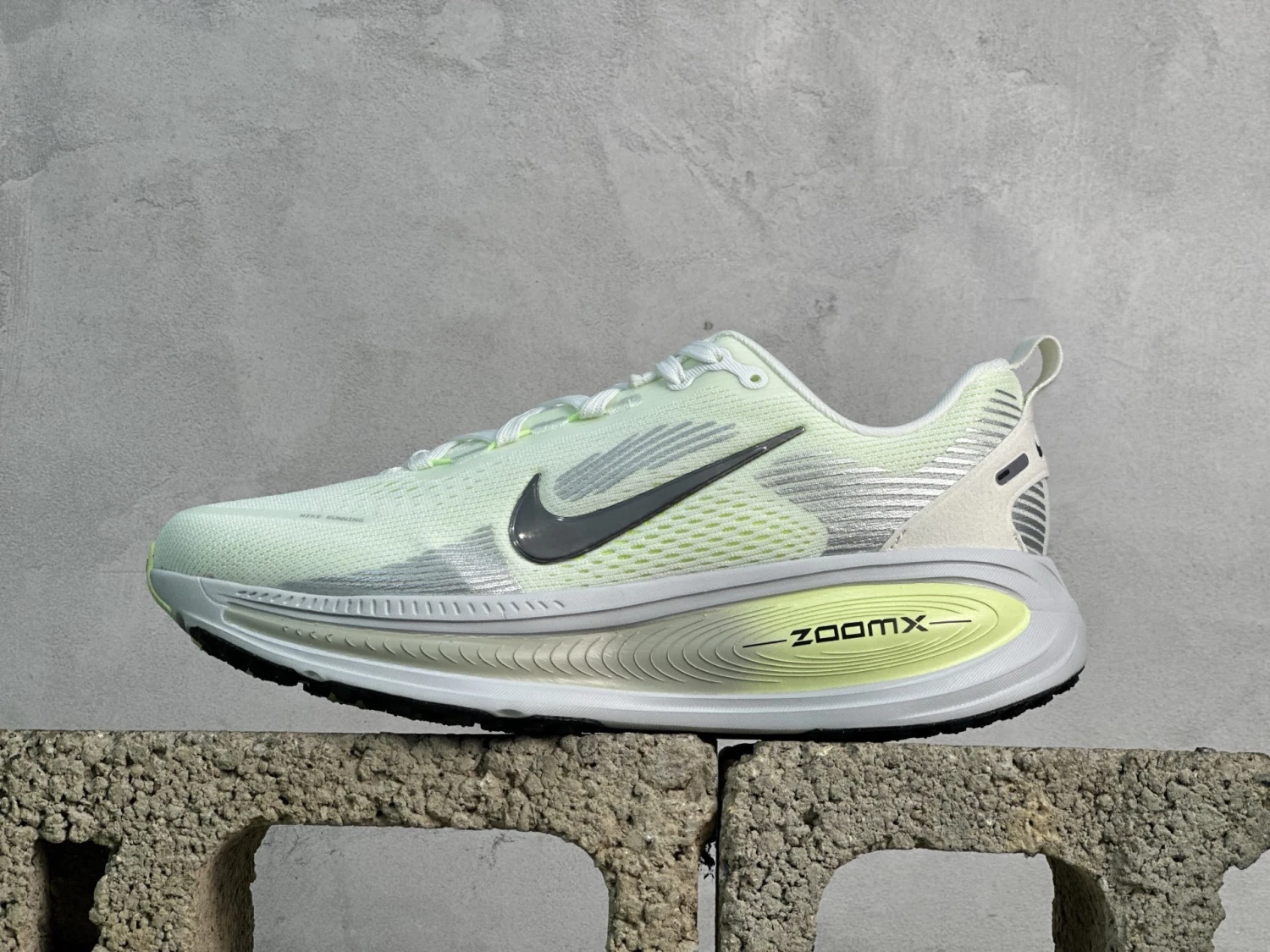 Nike Vomero 18 Road Running Shoes – White, Volt & Ice Green