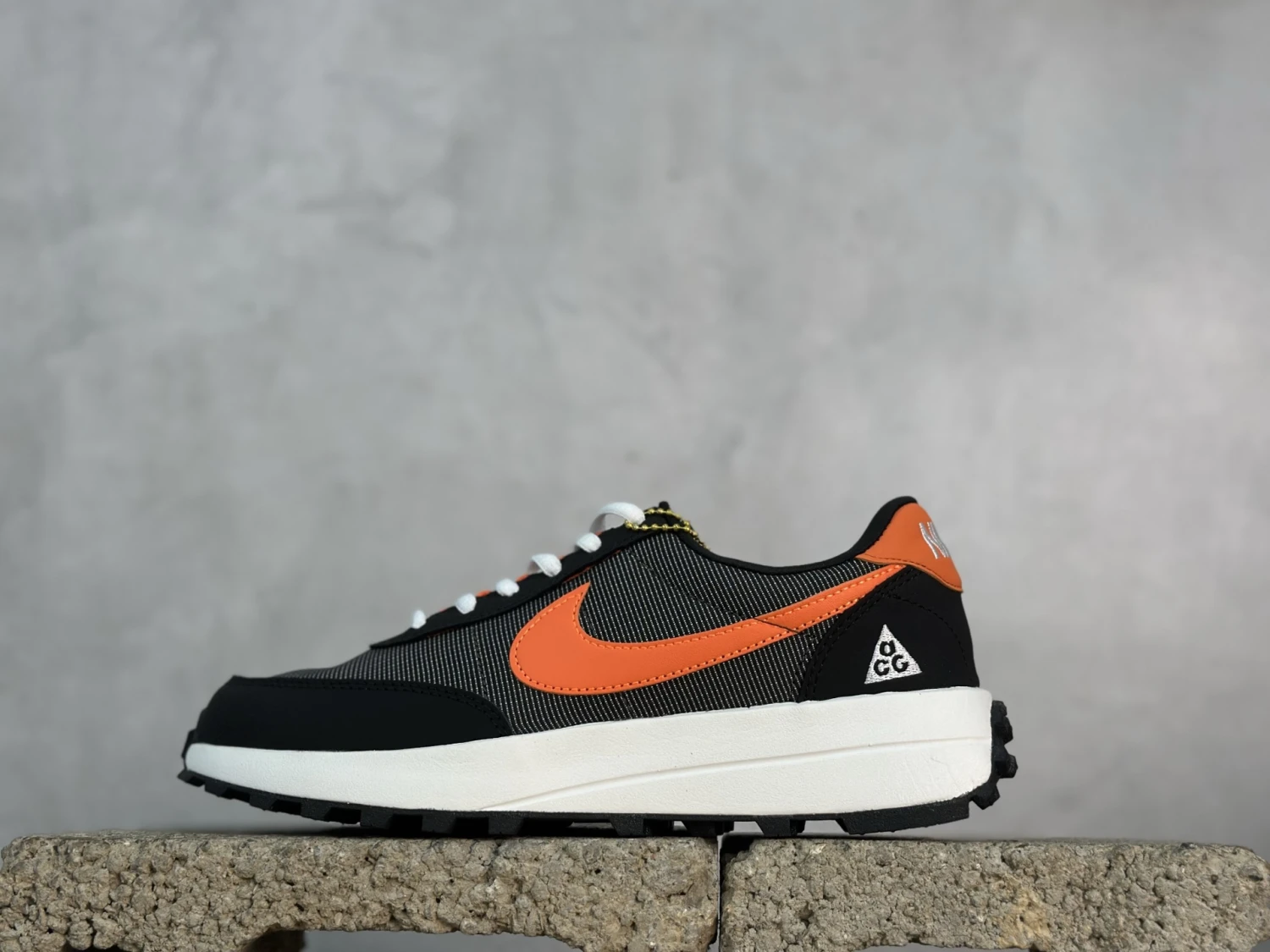 Nike Air Max 1 – Black, Charcoal Grey & Bright Orange