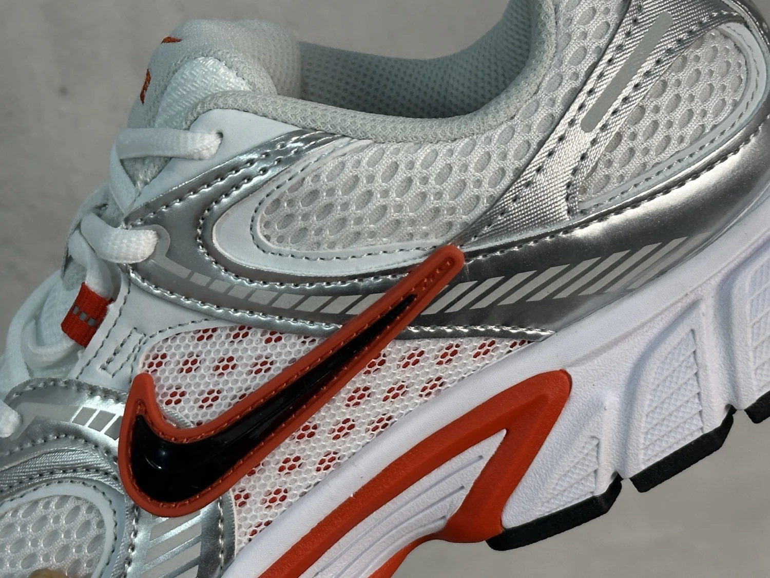 Nike Air Max Moto 2K – White, Metallic Silver & Crimson Orange