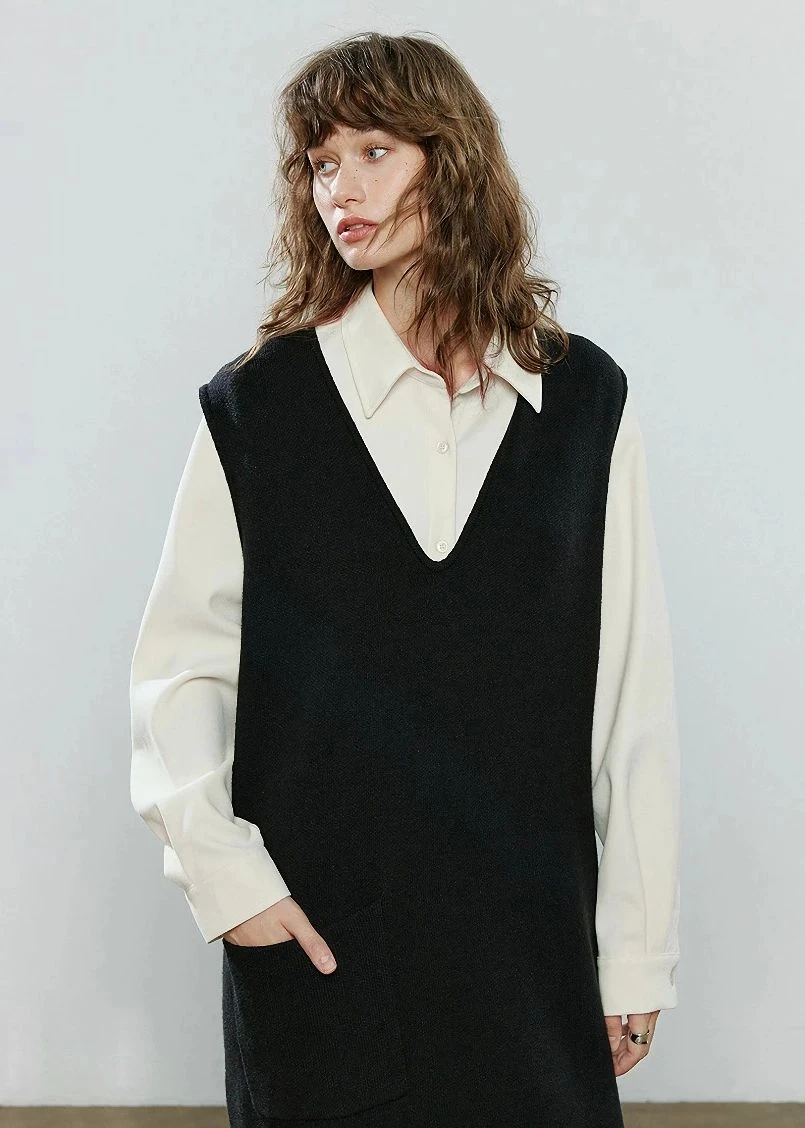 Winter V-Neck Knitted Vest Dress with Pockets