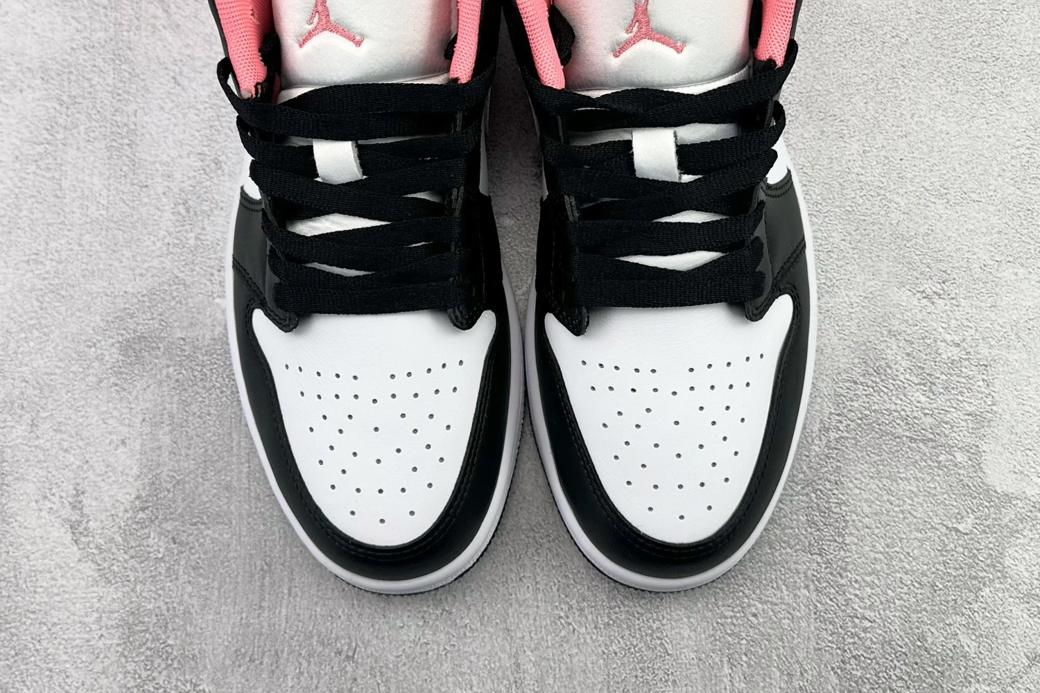 Jordan Black, White & Pink Sneaker