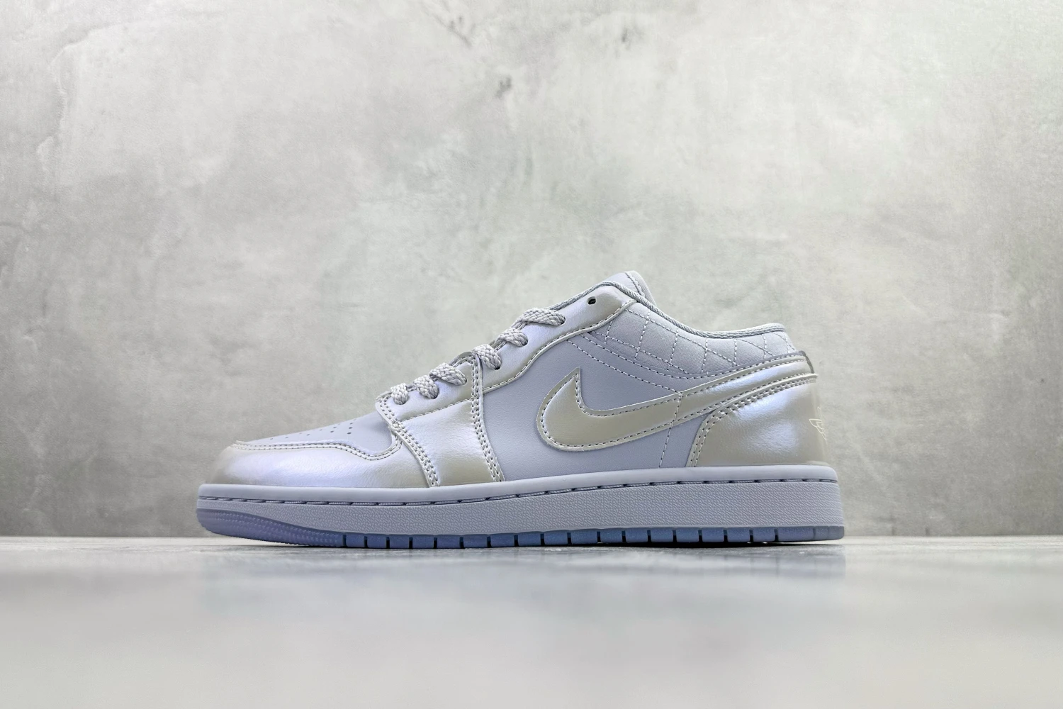 Air Jordan Low Triple Ice Grey