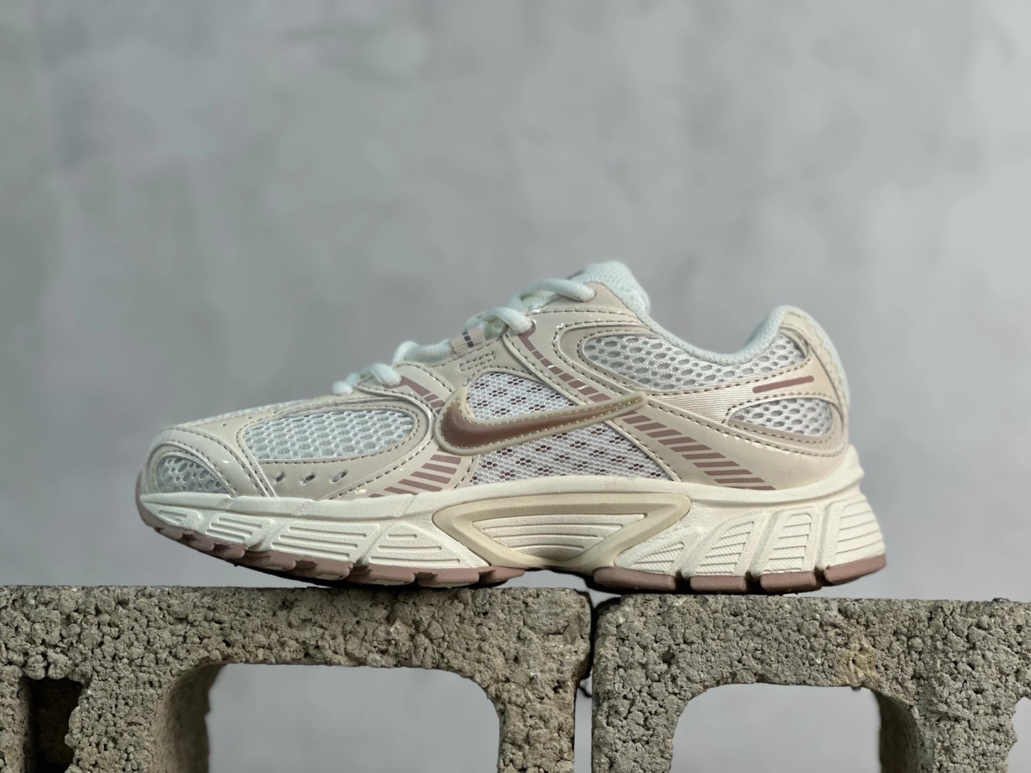 Nike Air Max Moto 2K – Sail White, Soft Beige & Rose Gold