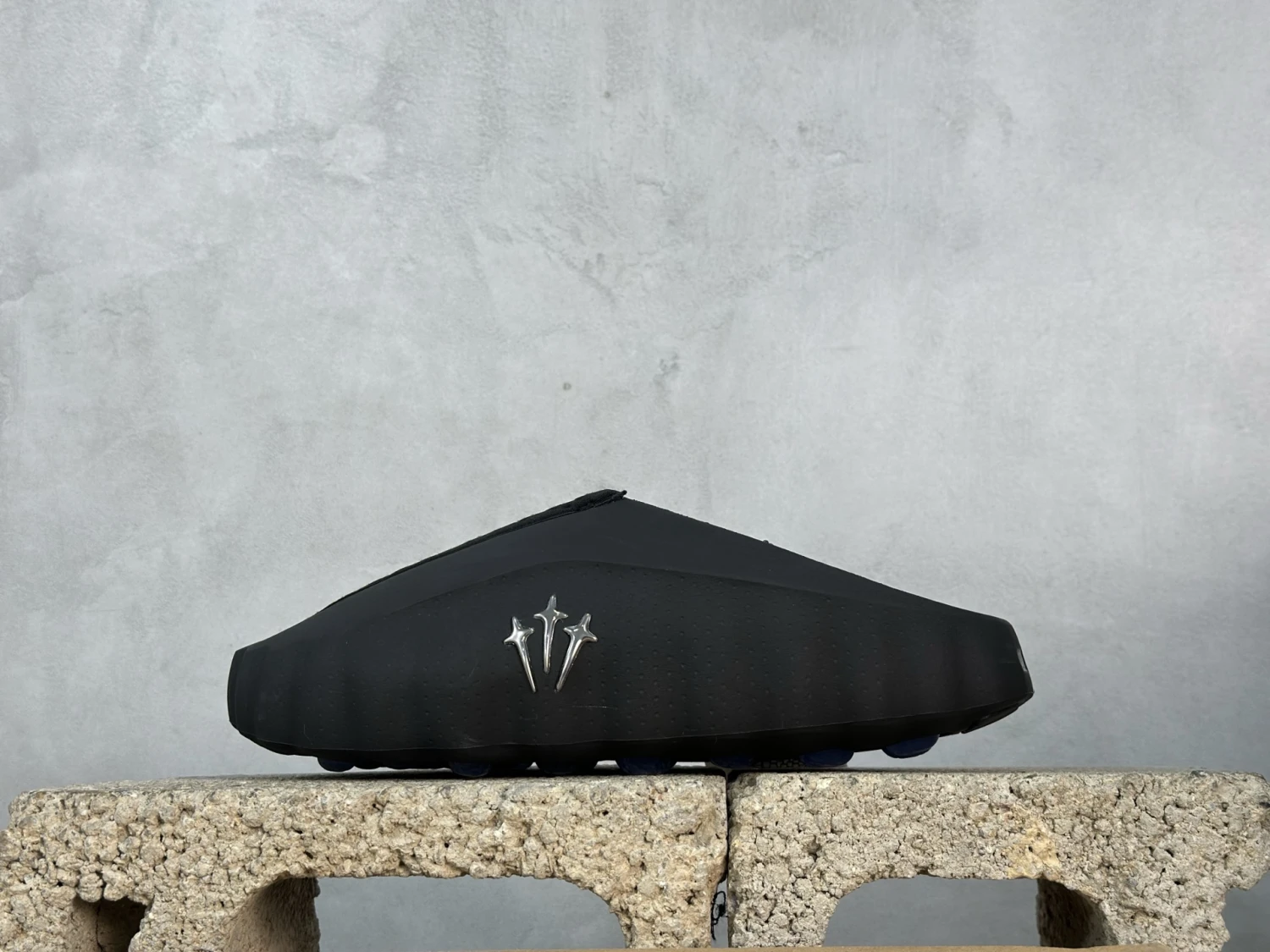 Nike Comfort Slides – Triple Black