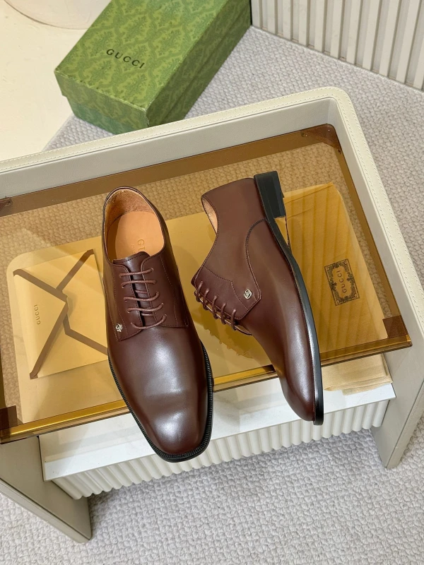 Classic Brown Gucci Men's Leather Derby Shoes