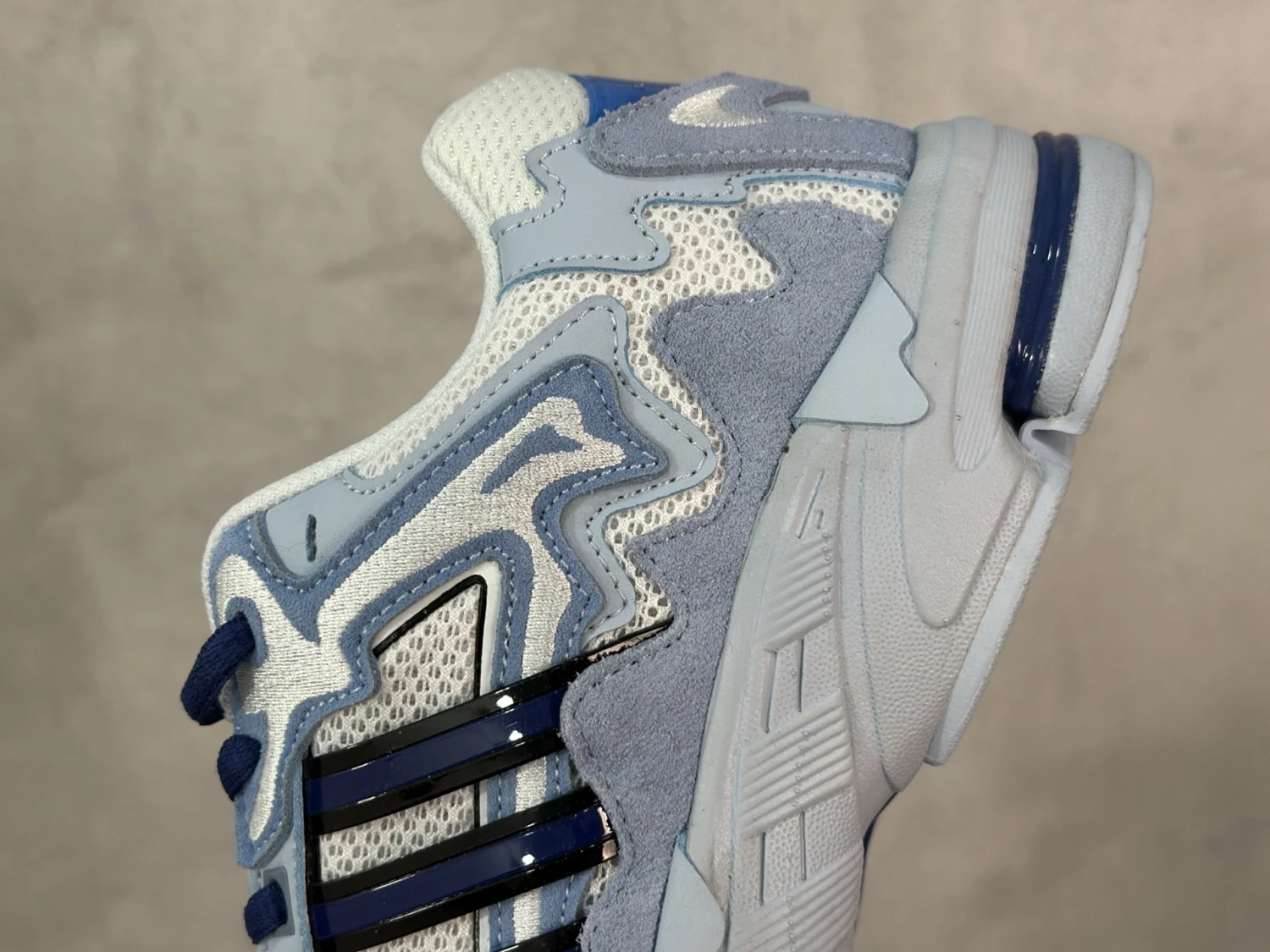 Adidas Response Runner Sneakers – Sky Blue / White / Navy