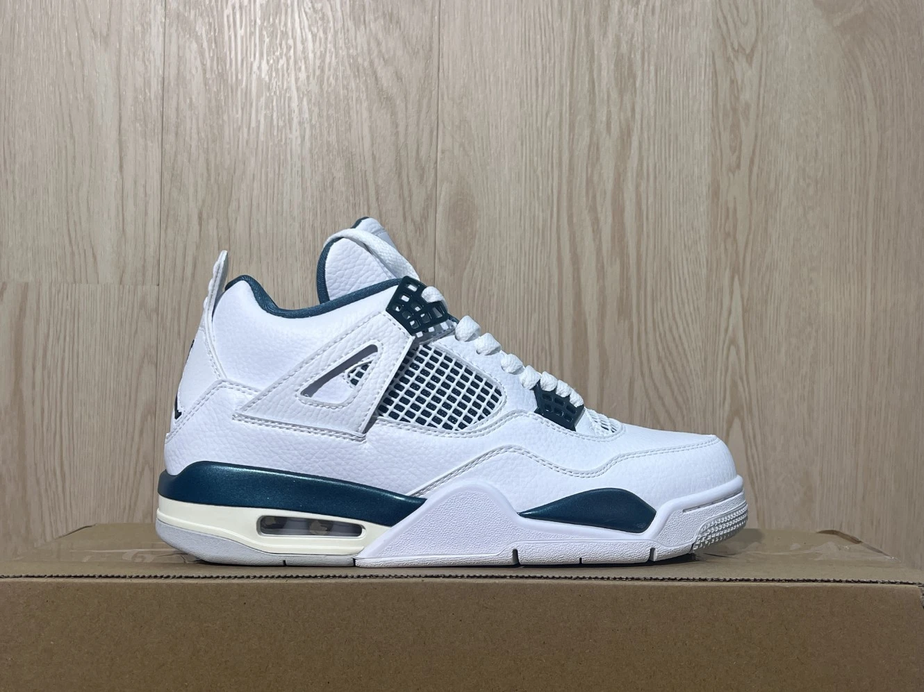 Nike Air Jordan 4 Retro White, Grey & Black Sneakers