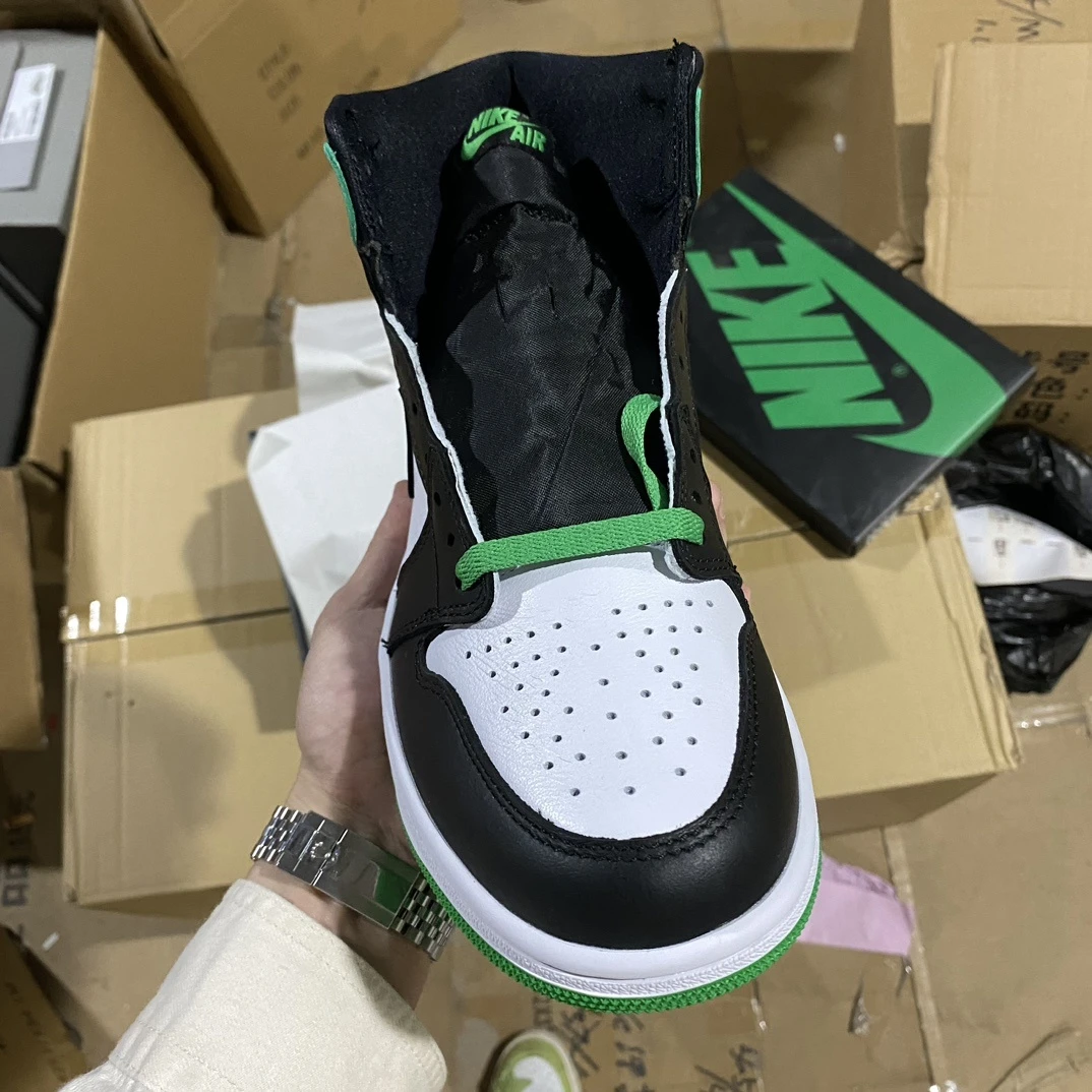 Air Jordan 1 High OG "Black, White & Green" – Men's Premium High-Top Sneakers