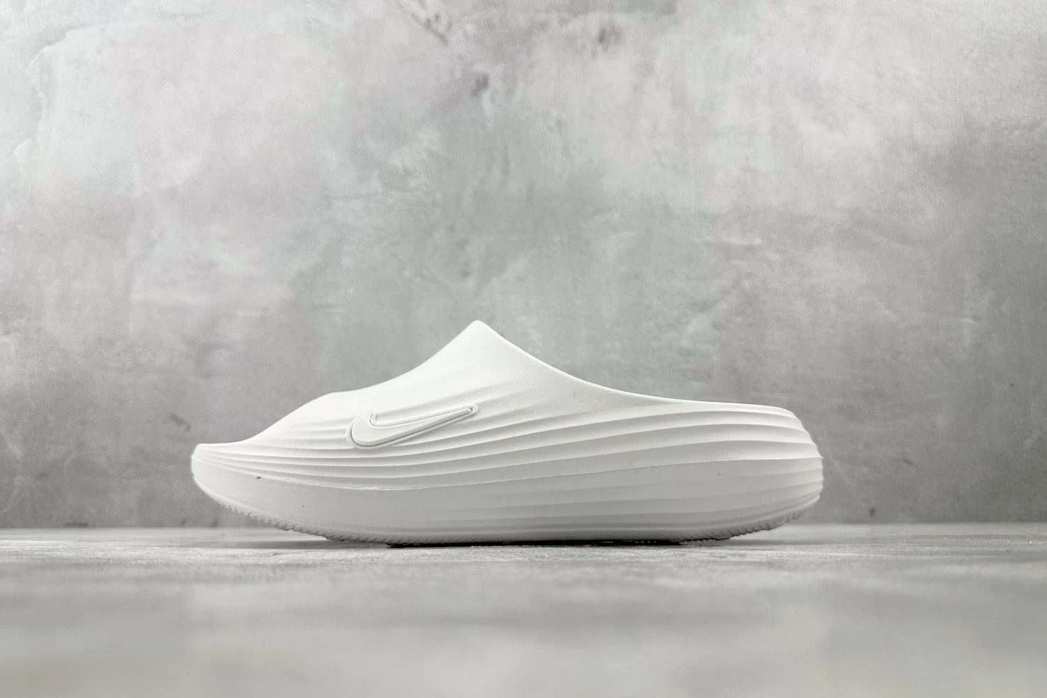 Nike ReactX Slide – Pure White