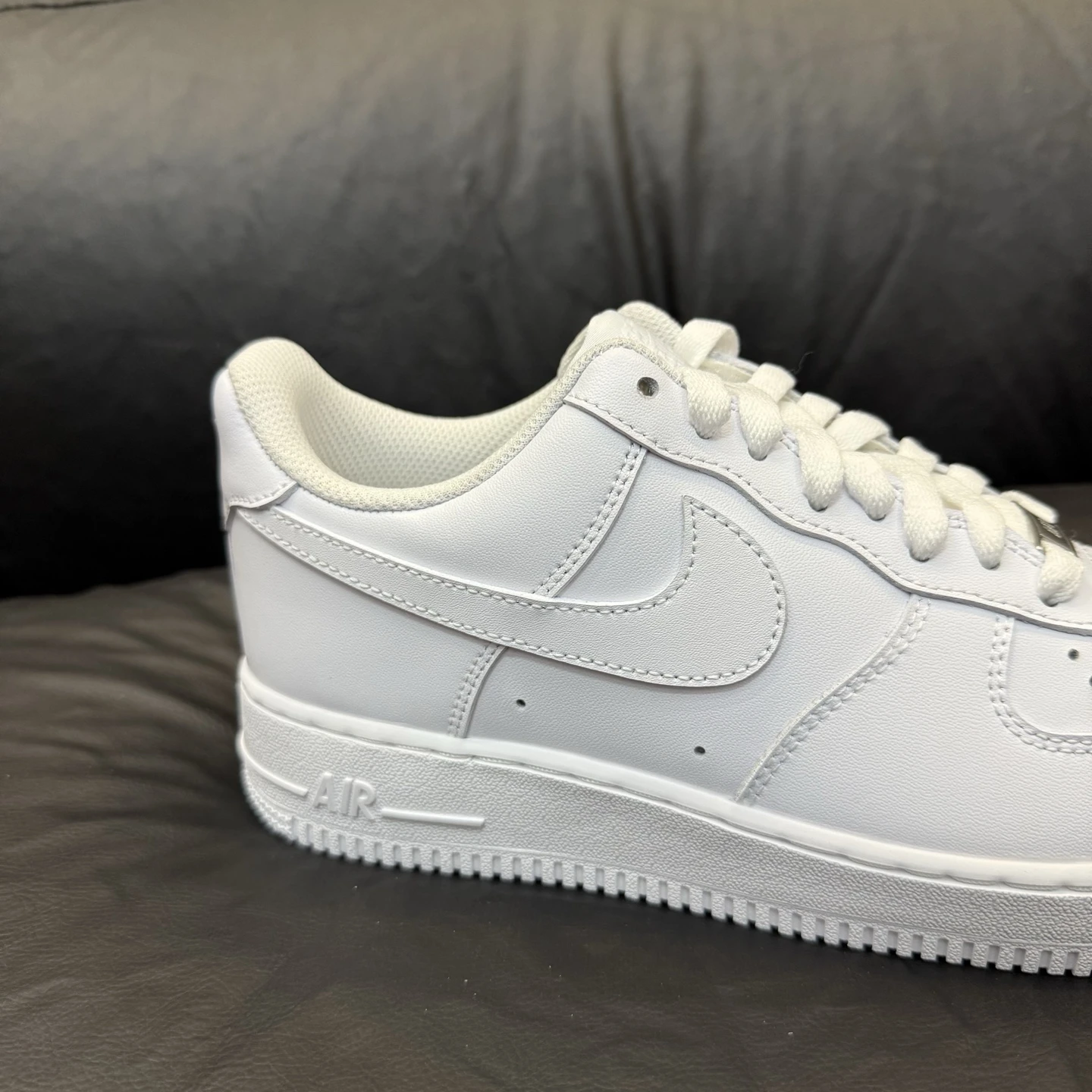 Nike Air Force 1 Low – Triple White