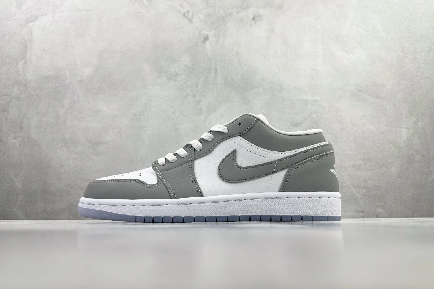 Air Jordan Low White Wolf Grey