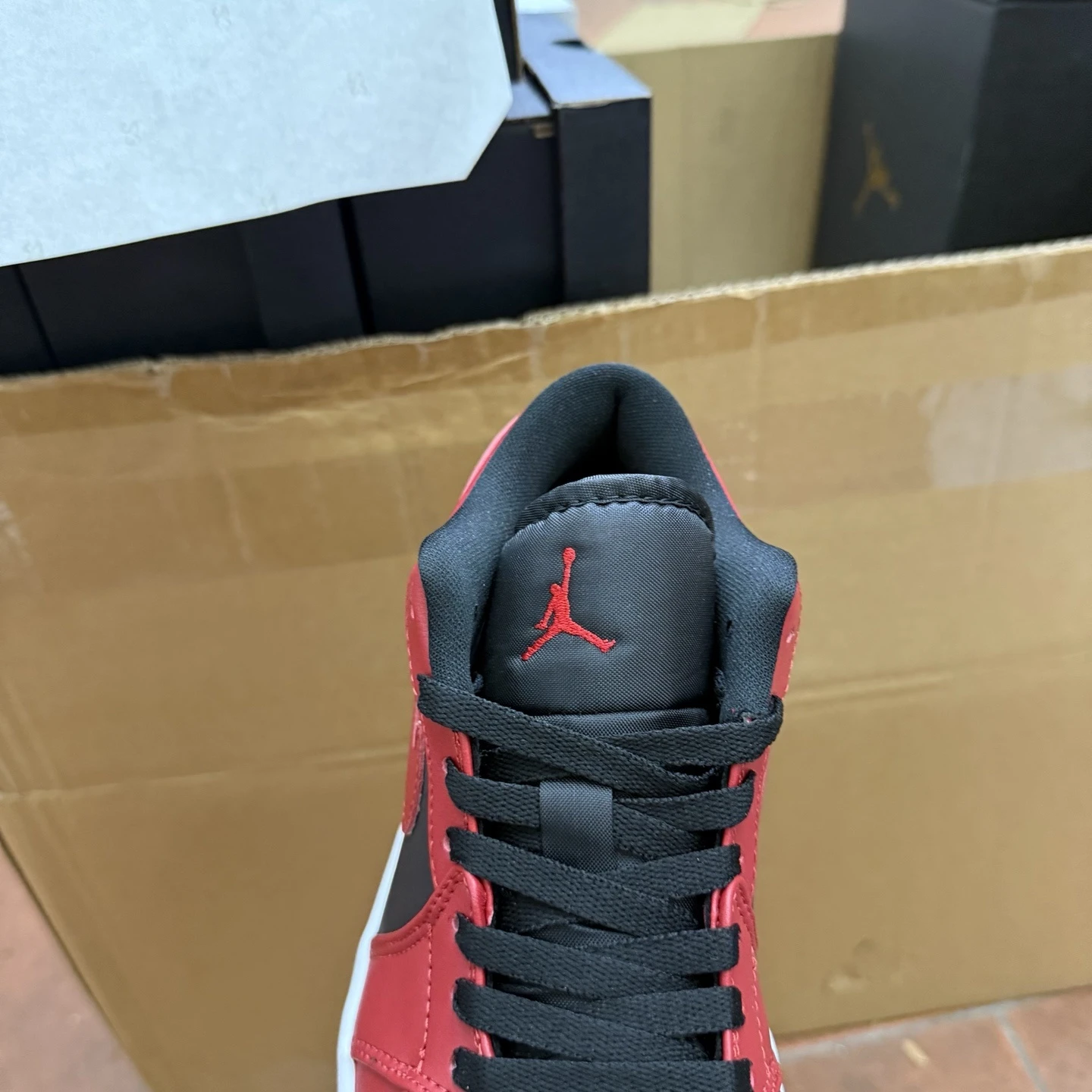 Air Jordan Low – Red & Black Edition