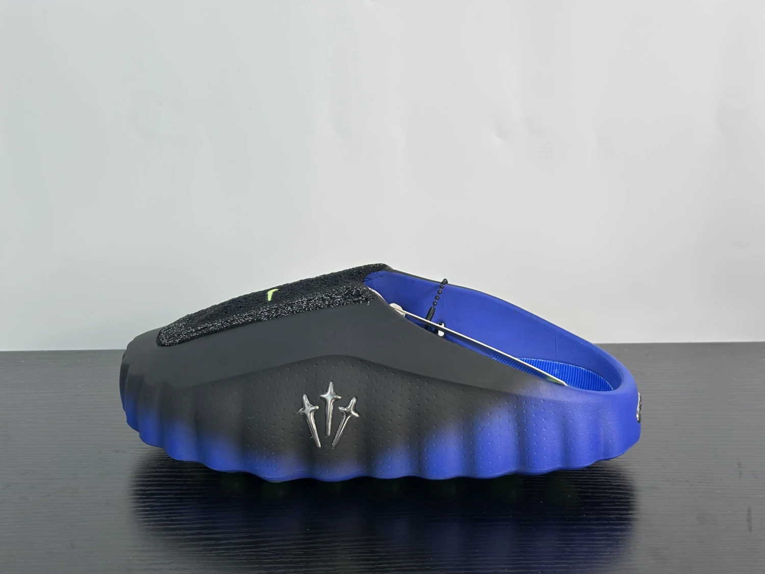Nike Comfort Slides – Black & Royal Blue