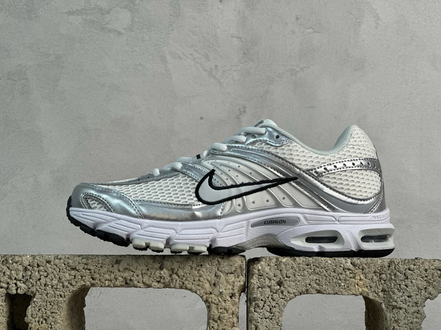Nike Air Max Moto 2K – White & Metallic Silver