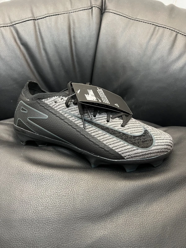 Nike Mercurial Superfly – Grey, Black & Metallic Silver Football Boots