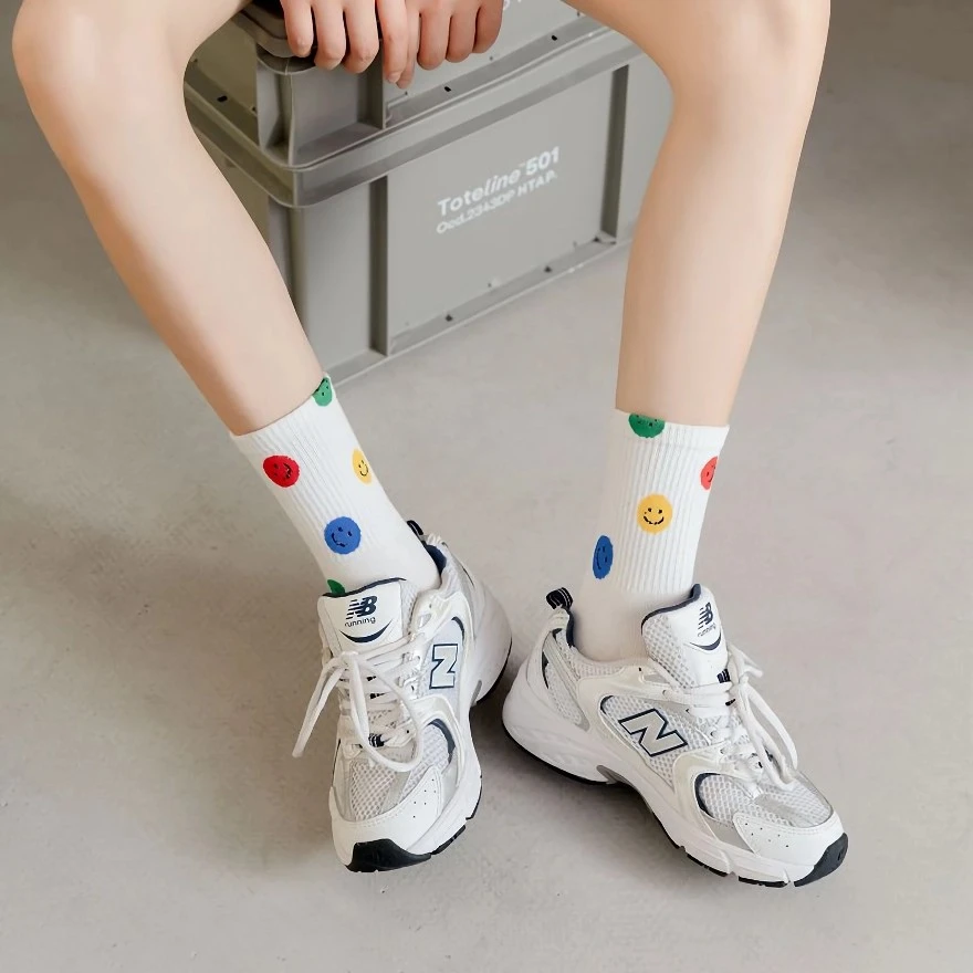 Fashion Women Colorful Smile Face Cartoon Socks - Cute Harajuku Style