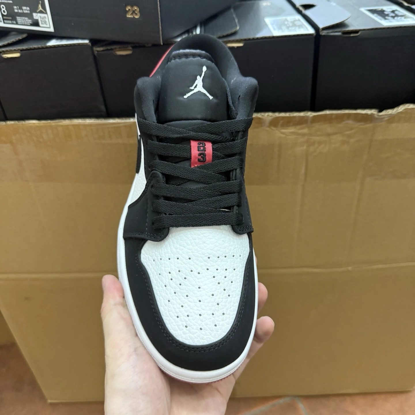 Air Jordan Low – Panda Red Tag Edition