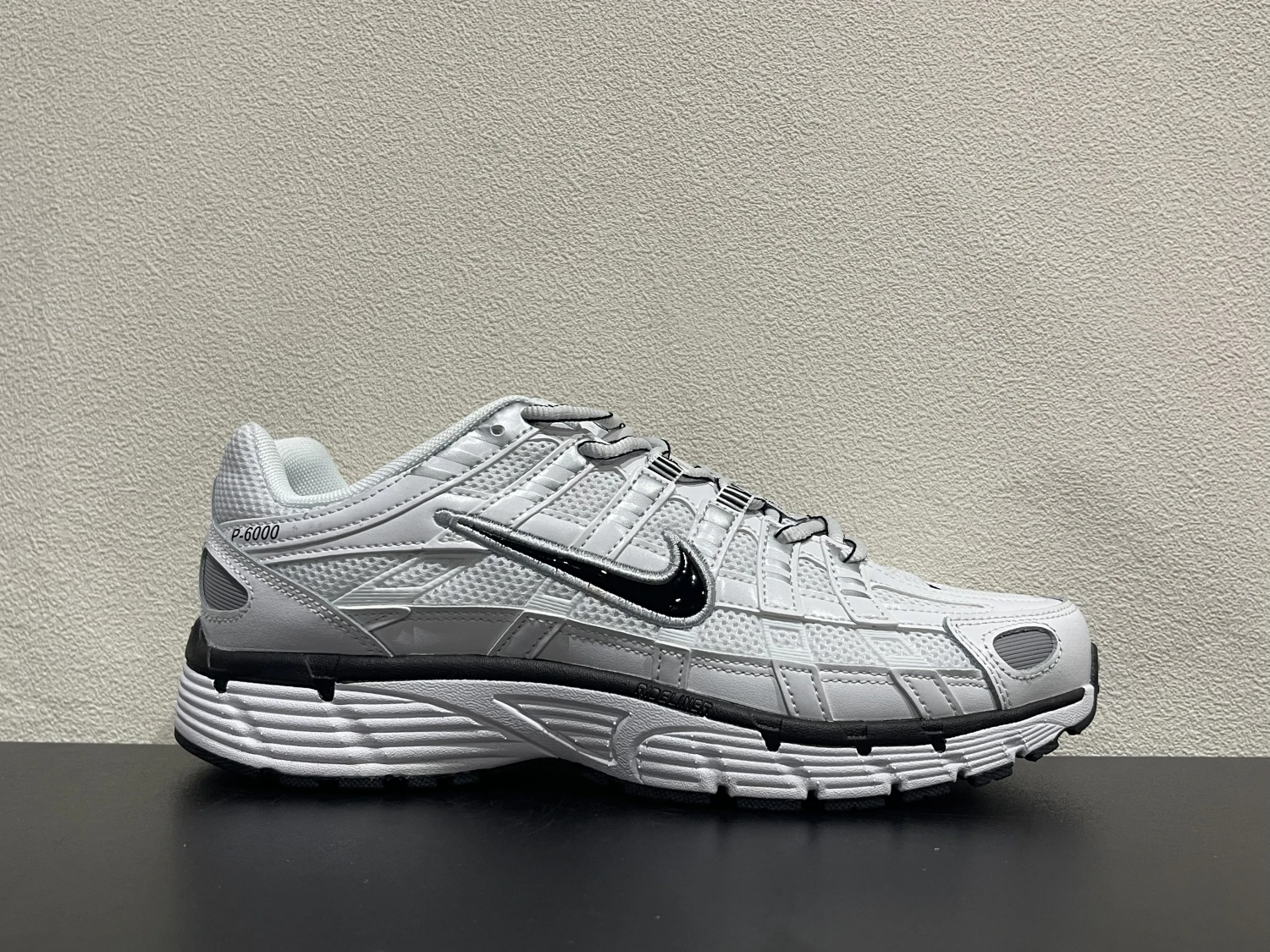 Nike Bomberman Series Sneakers – White, Silver & Black