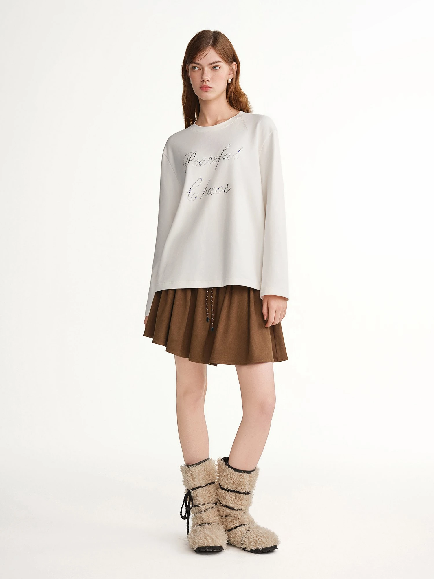Elegant Sparkling Letter Embellished Long Sleeve Crew Neck Women's T-Shirt