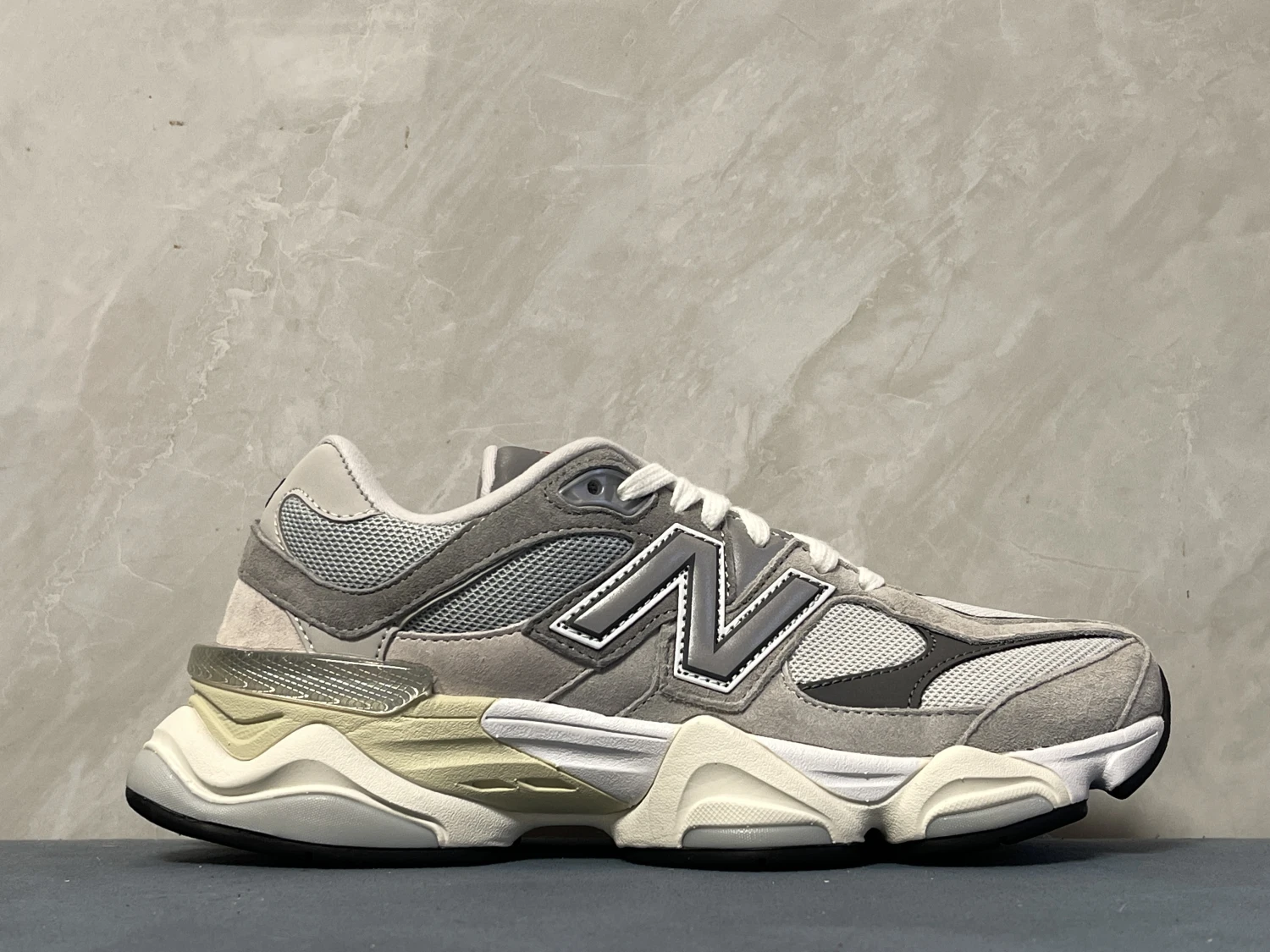 New Balance Grey & Cream Chunky Runner Sneakers – Premium Retro Streetwear Lifestyle Shoes