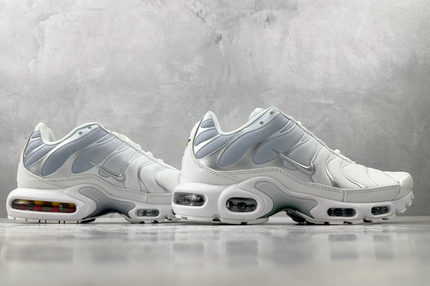 Nike Air Max Plus TN Triple White Grey Gradient Sneakers