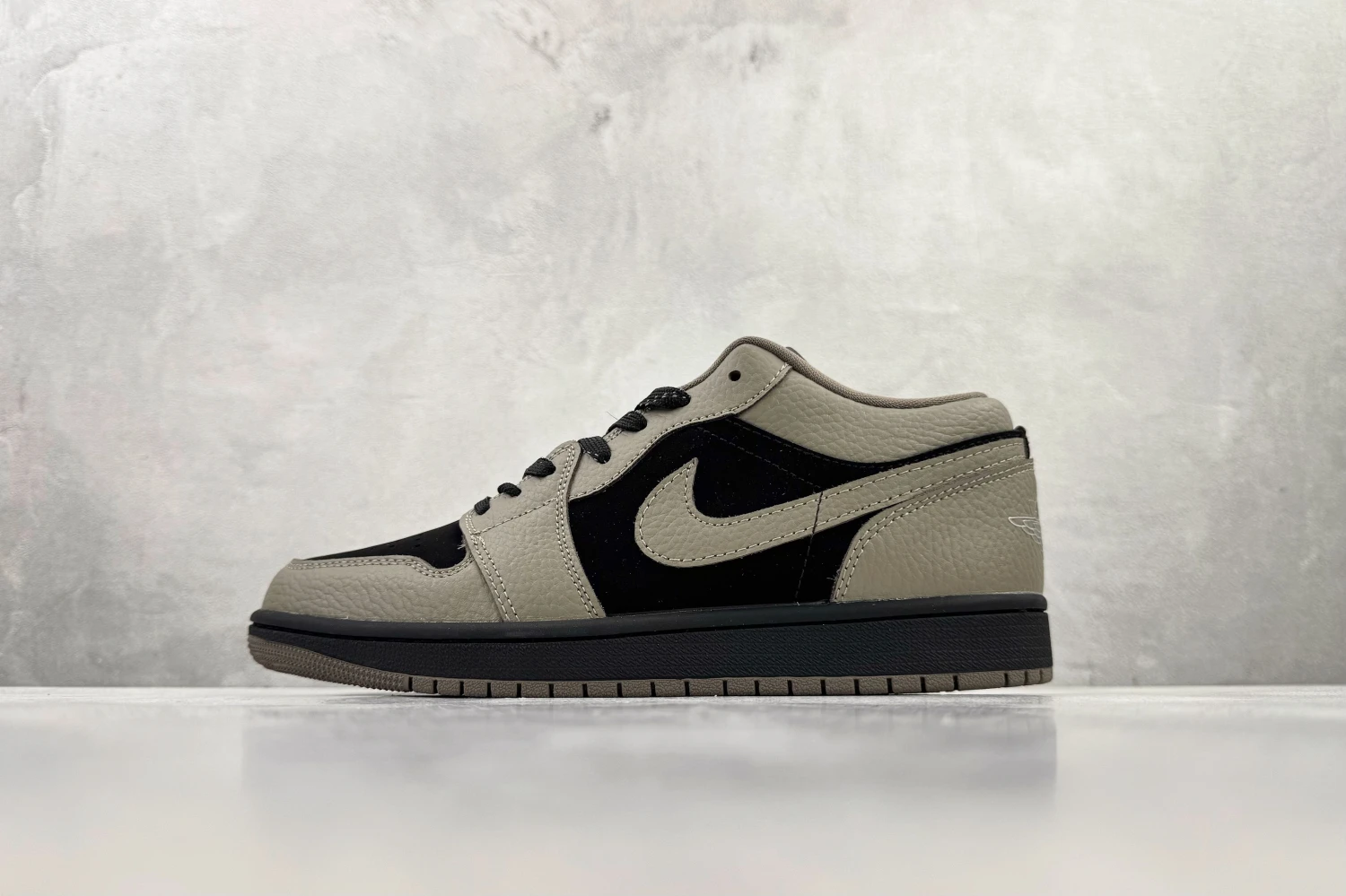 Air Jordan Low Shadow Rose
