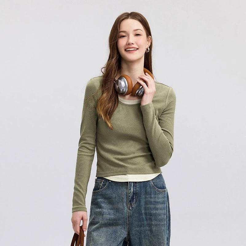 Women’s Color-Blocked Faux Two-Piece Short Style Pullover T-Shirt