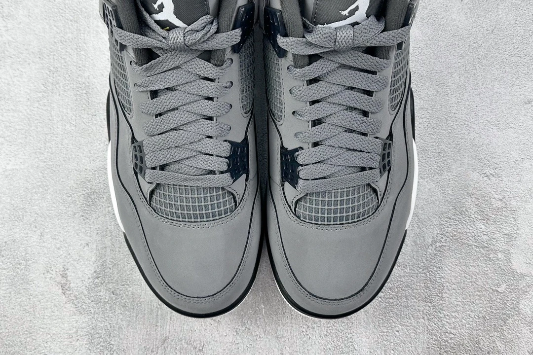Air Jordan 4 Retro – Cool Grey Sneakers