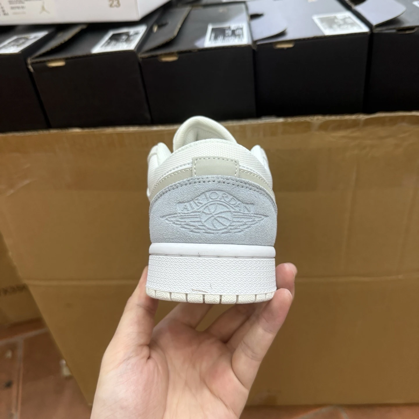 Air Jordan Low – Pearl White Edition