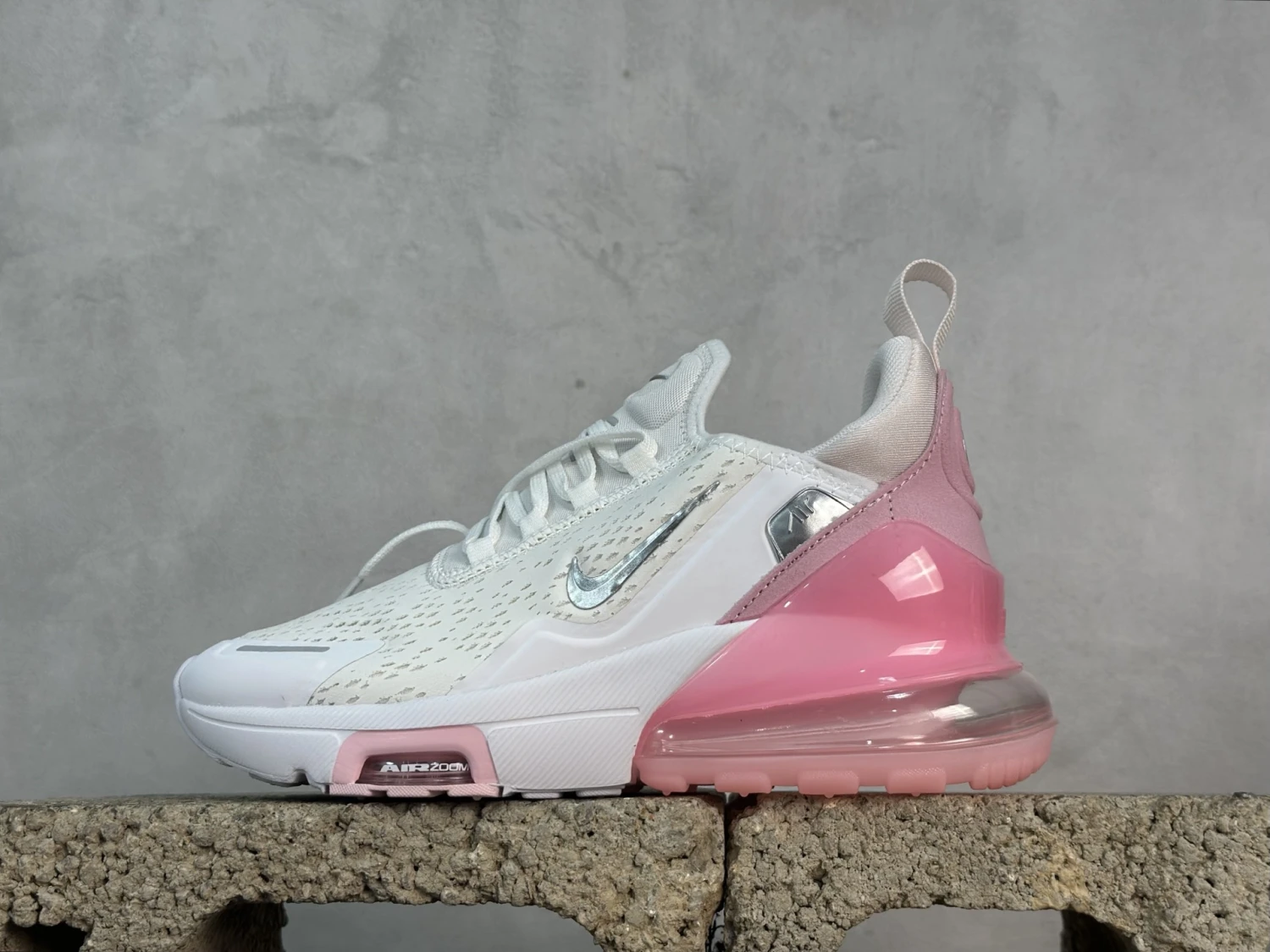 Nike Air Max 270 – White, Metallic Silver & Soft Pink