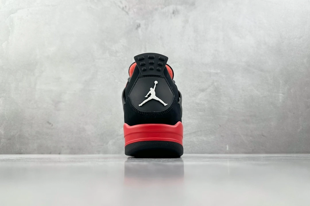 Air Jordan 4 Retro – Black & Fire Red Sneakers