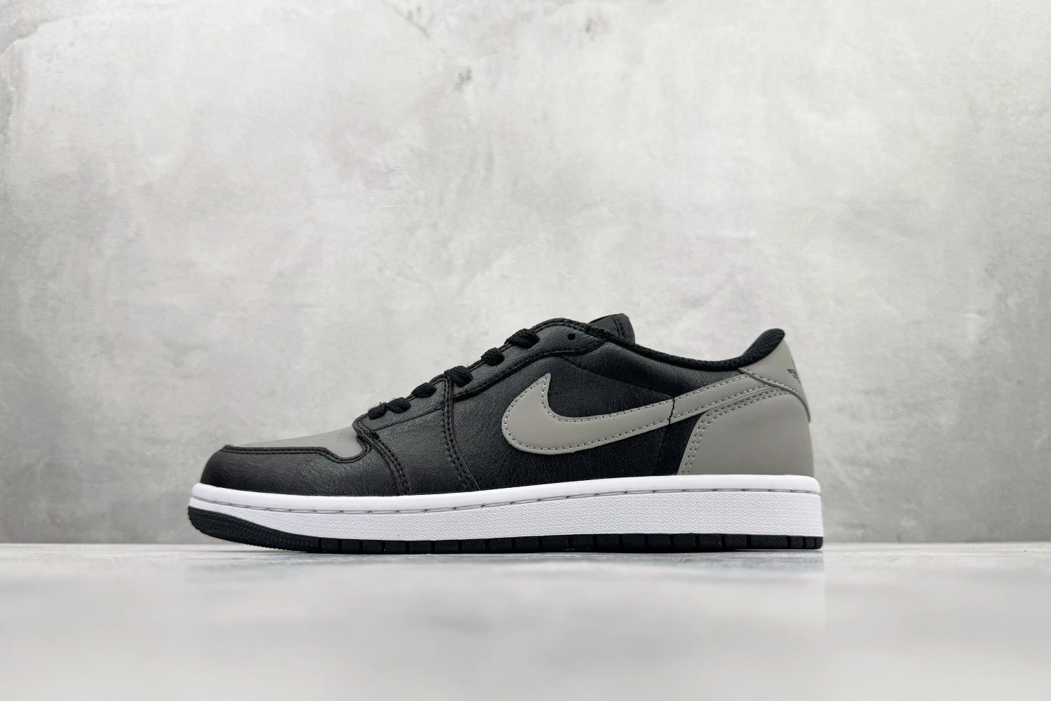 Nike Air Force Low Black Grey