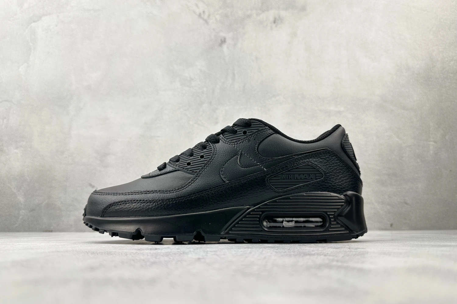 Nike Air Max 90 – Triple Black Premium Leather