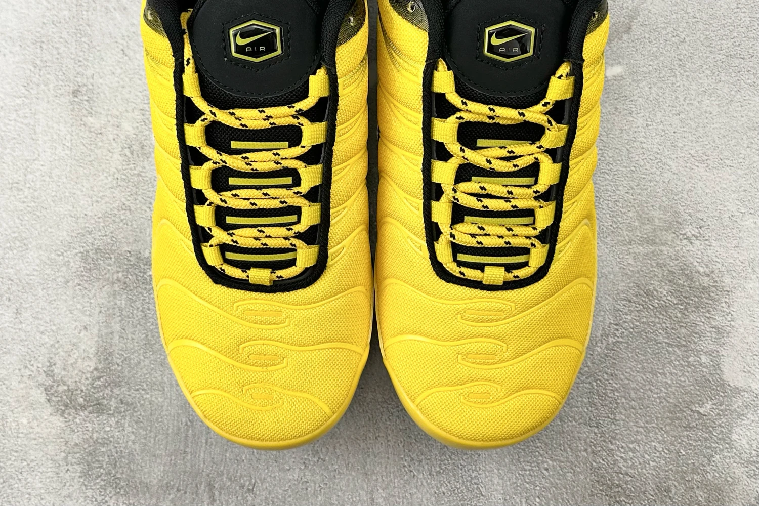 Nike Air Max Plus TN – Yellow / Black