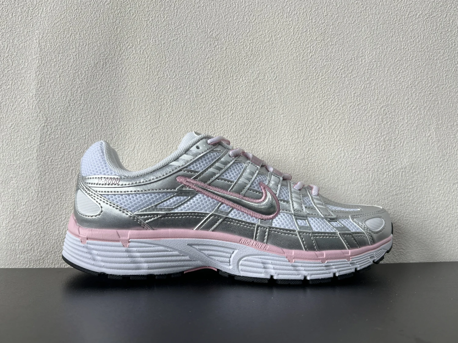 Nike P-6000 Silver Pink Running Sneakers – Retro Metallic Lifestyle Shoes for Women