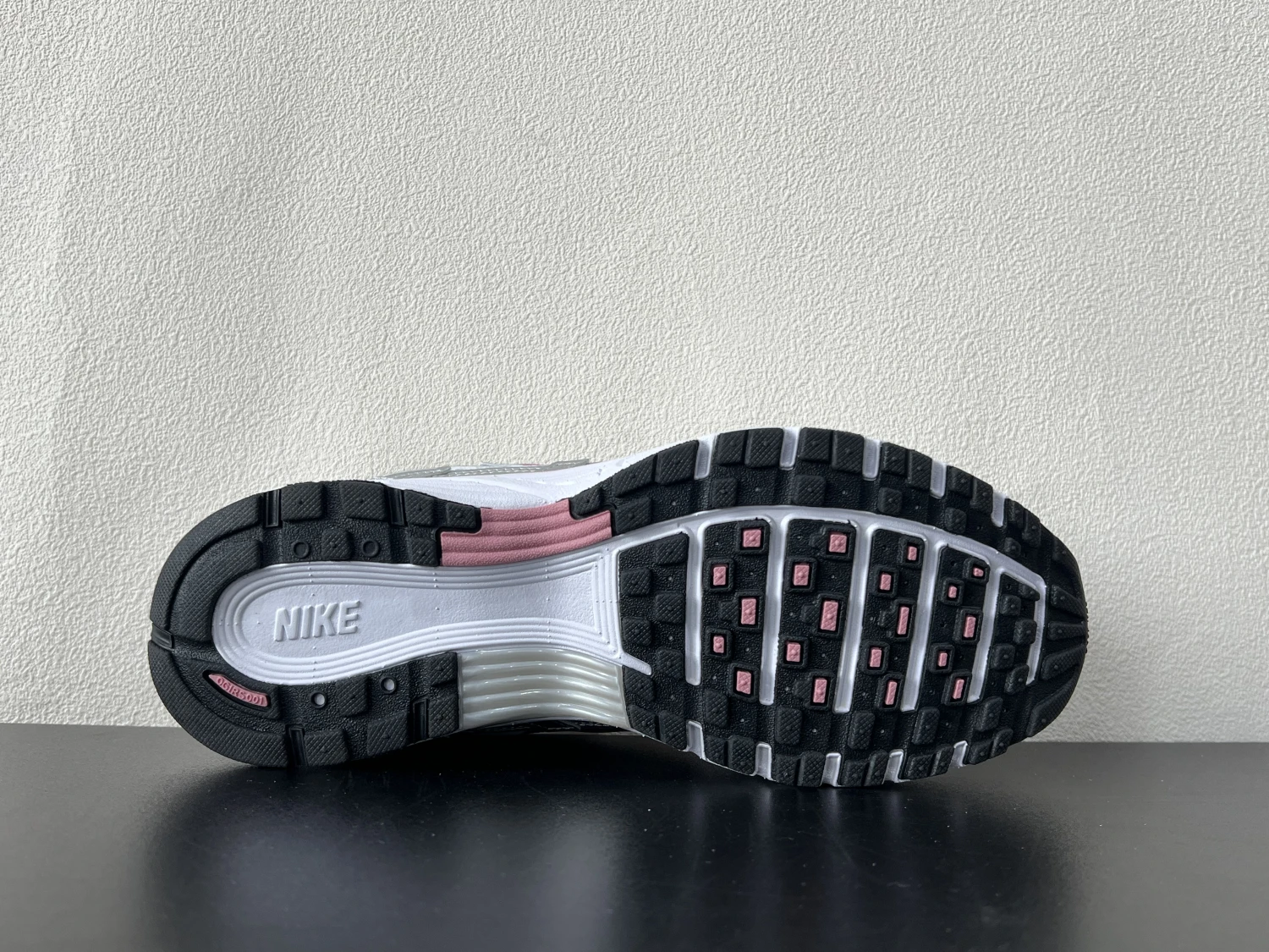 Nike P-6000 Silver Pink Running Sneakers – Retro Metallic Lifestyle Shoes for Women