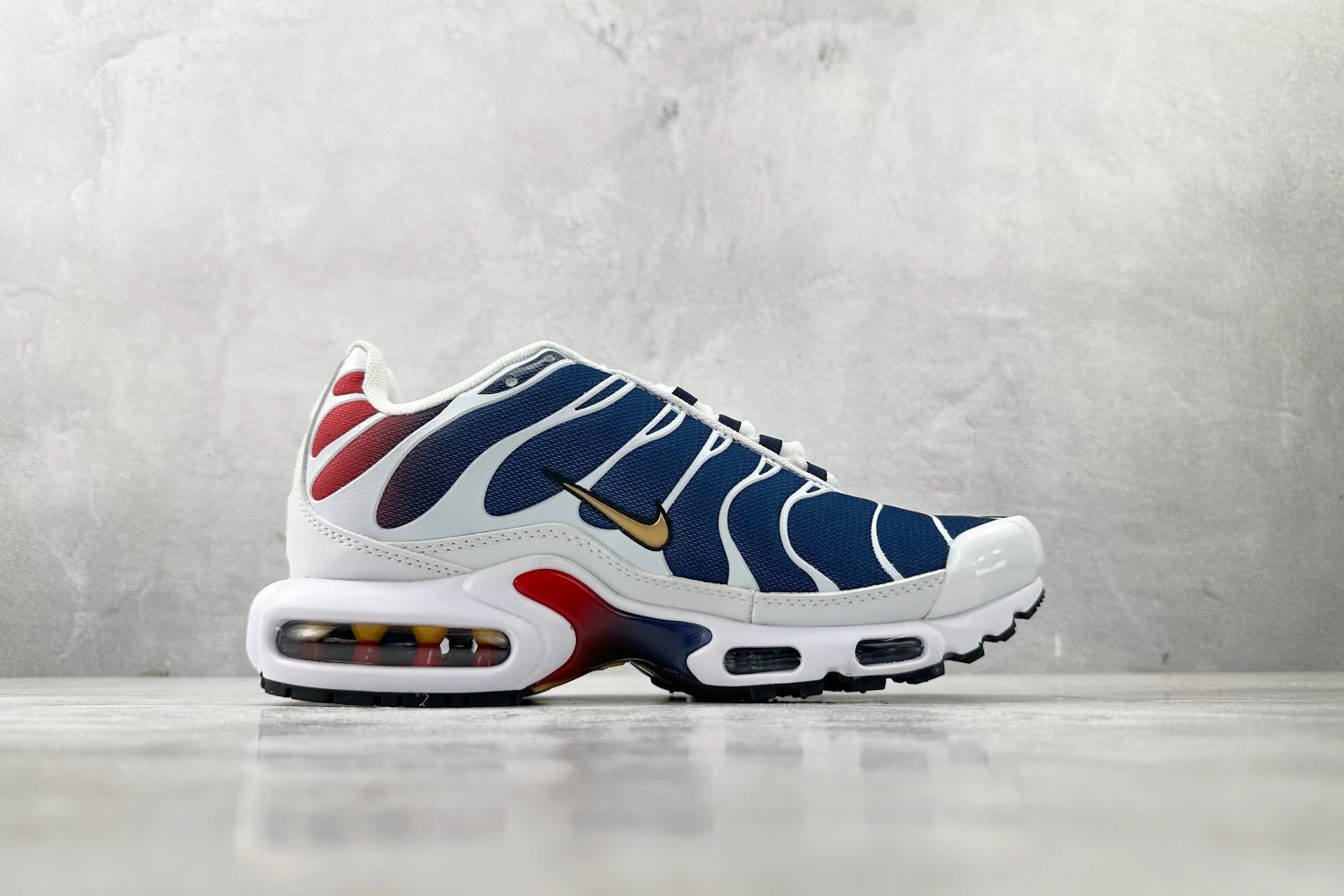 Nike Air Max Plus TN Navy Blue Red White Gold Sneakers