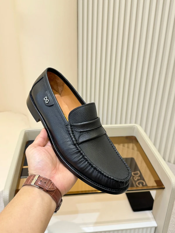 Textured Grained Black Dolce & Gabbana Men's Leather DG Penny Loafers
