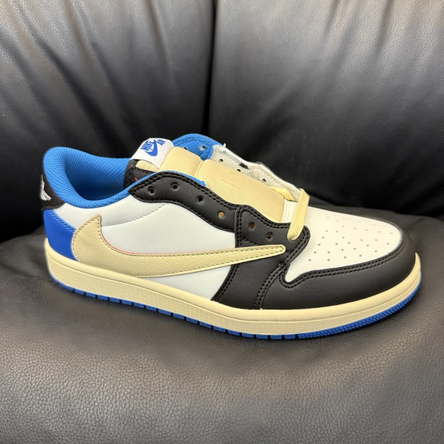 Nike Air Low Retro Blue Edition