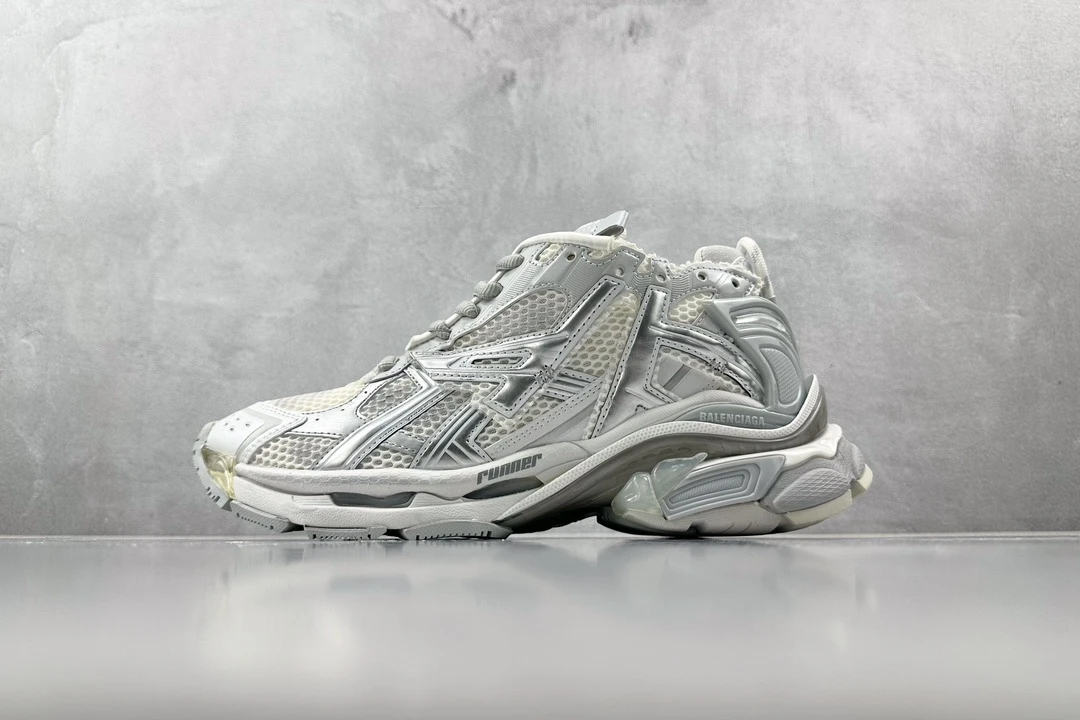 Balenciaga Runner Triple White Grey Designer Sneaker