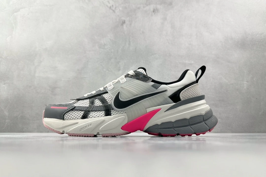 Nike P-6000 – White, Cool Grey, Black & Hyper Pink