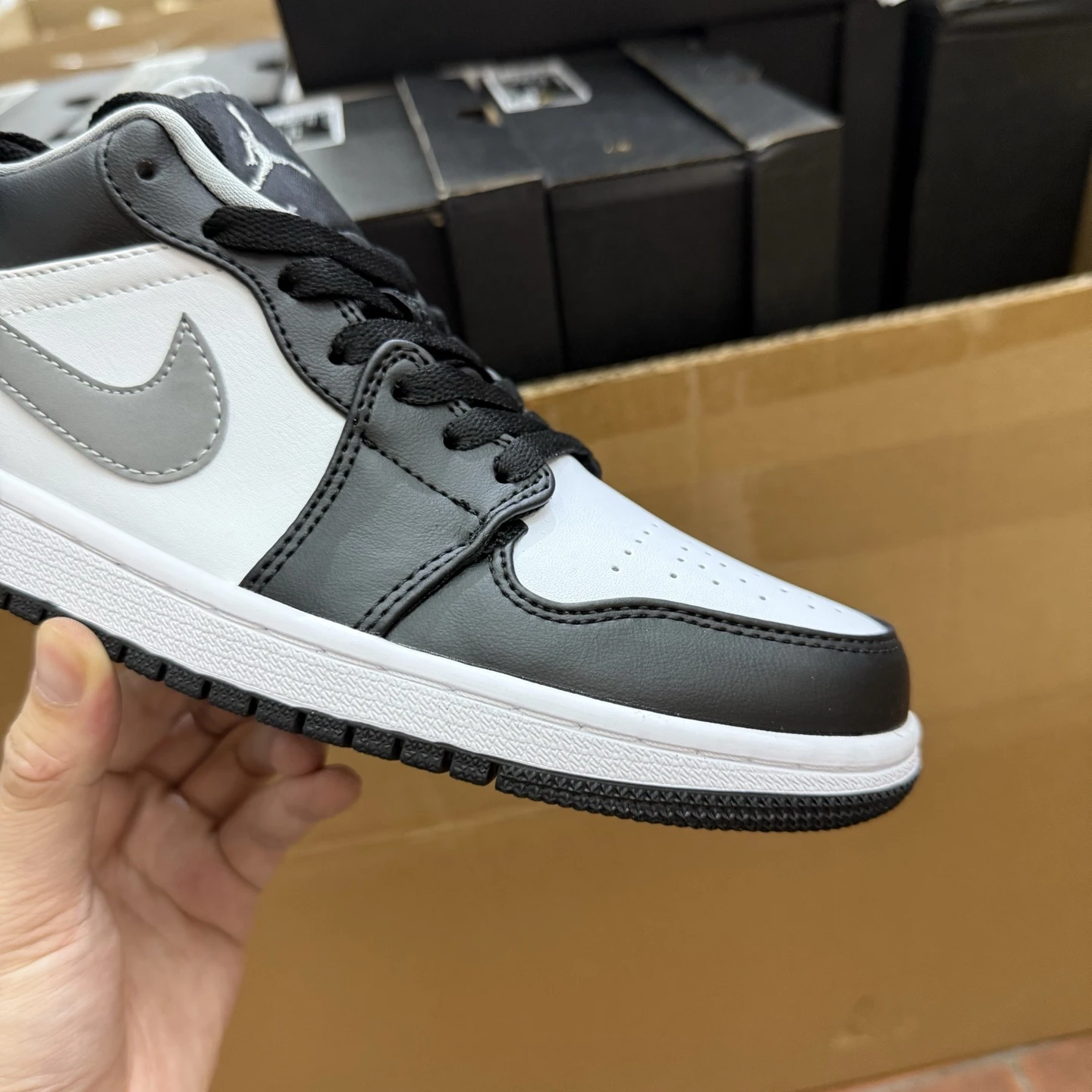 Air Jordan Low – Black & Ice Grey