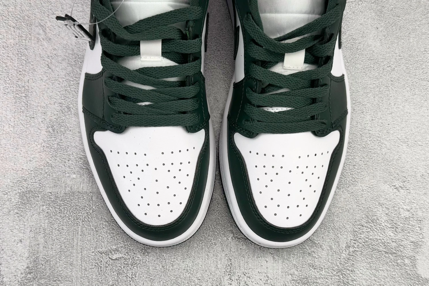 Air Jordan Low Forest Green