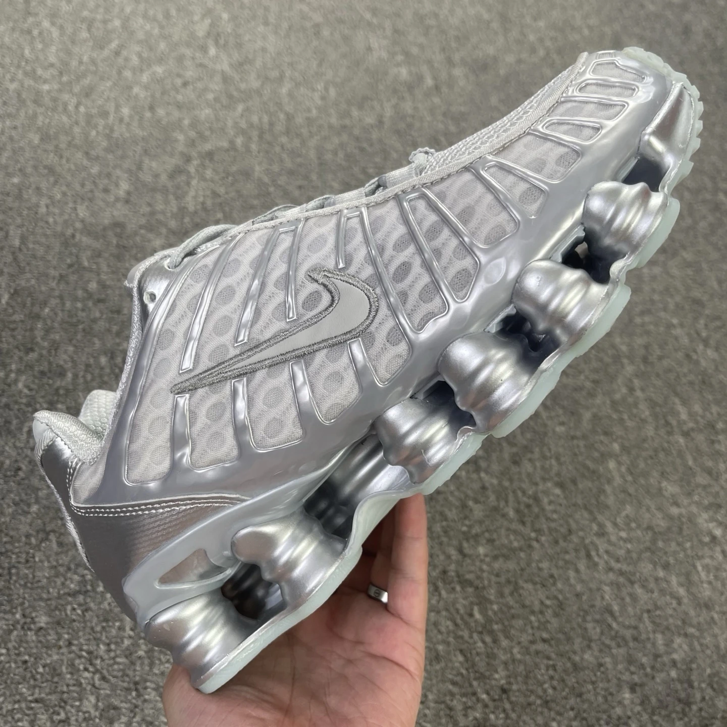 Nike Shox TL – Metallic Silver & Pure White