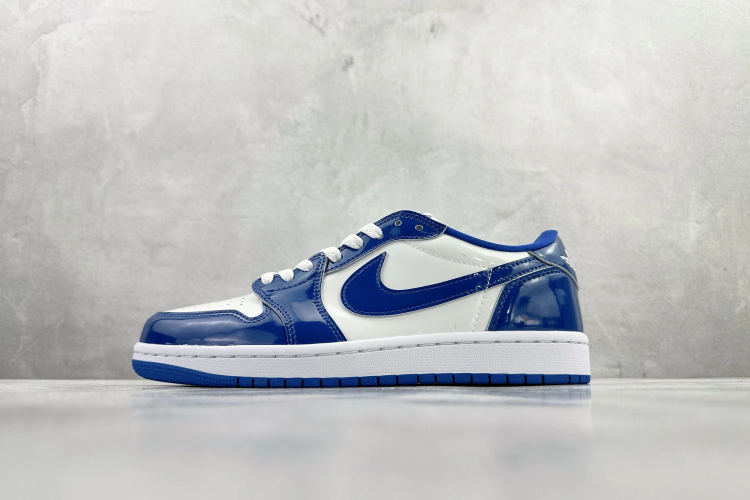 Nike Air Force Low Royal Blue