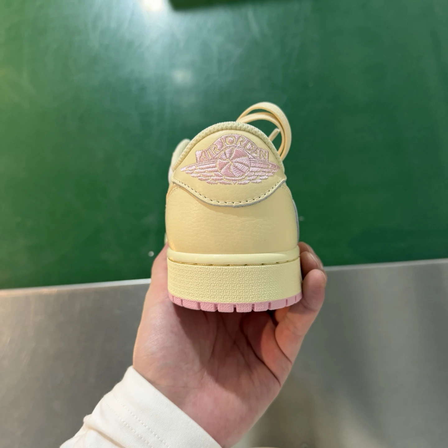 Cream Pink Low Top Retro Sneakers – Premium Streetwear Casual Shoes