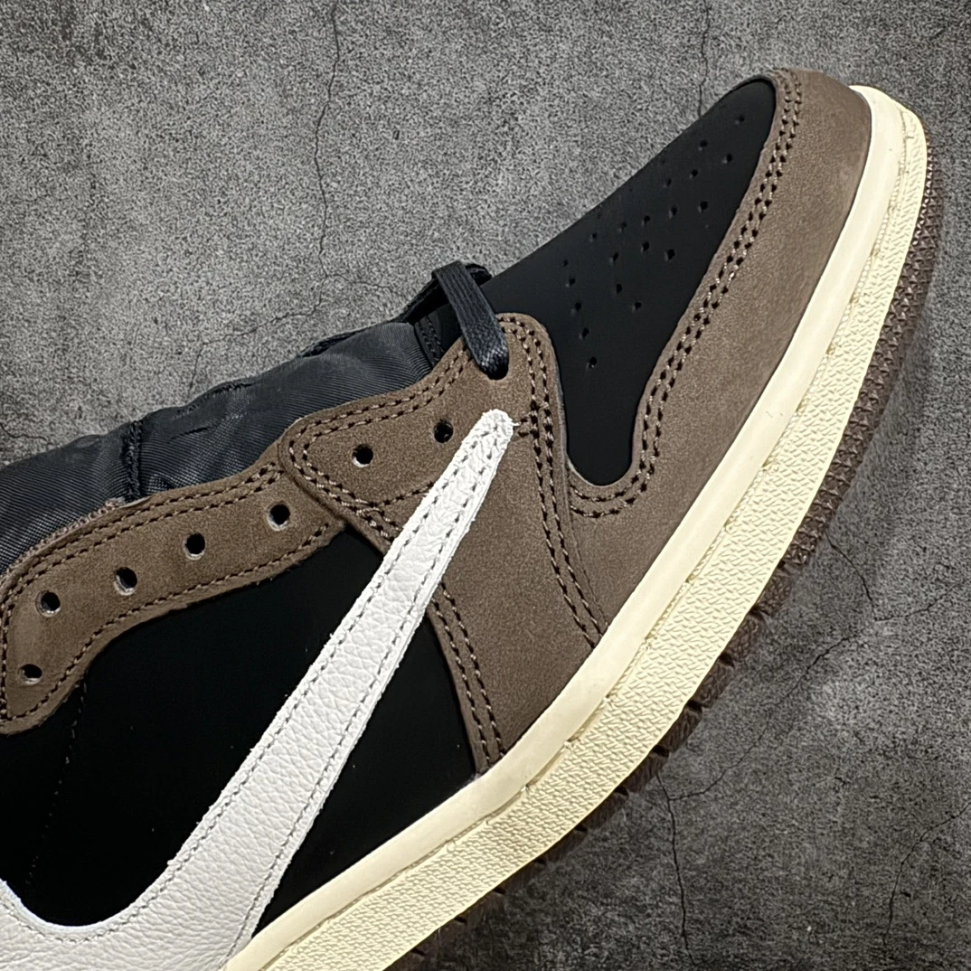 Nike Air Mocha Brown